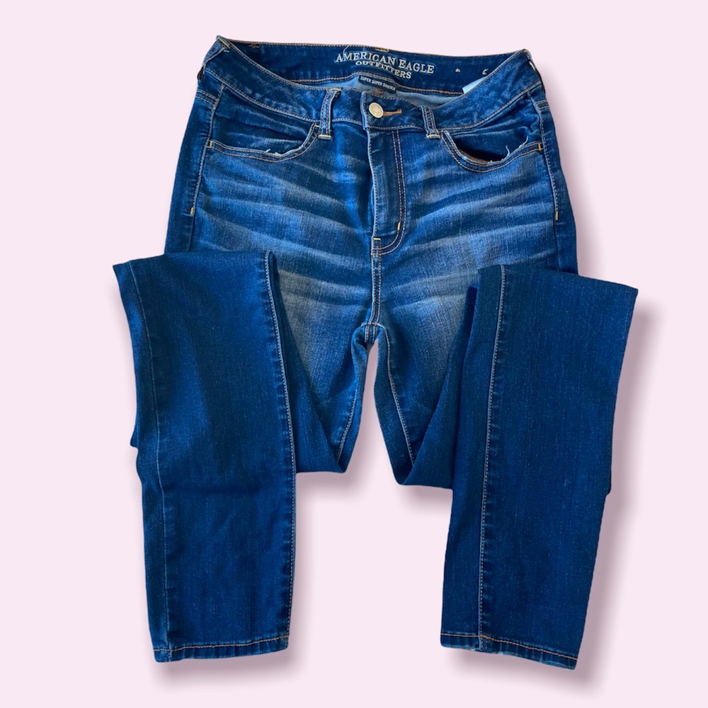 American Eagle HiRise Jeans